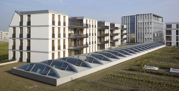 Erstes Großprojekt in Frankfurt Riedberg „Mall-Überdachung“ – Gesamtvolumen netto 1,0 Mio. €